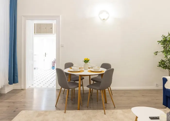 Deluxe & Cozy Dream In The Heart Of